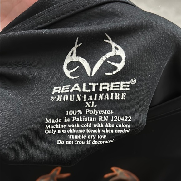 Realtree Black Short Sleeve Tee with Antler Graphic - Picture 3 of 3